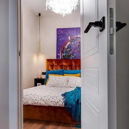Lovely Traku Str. Apartment